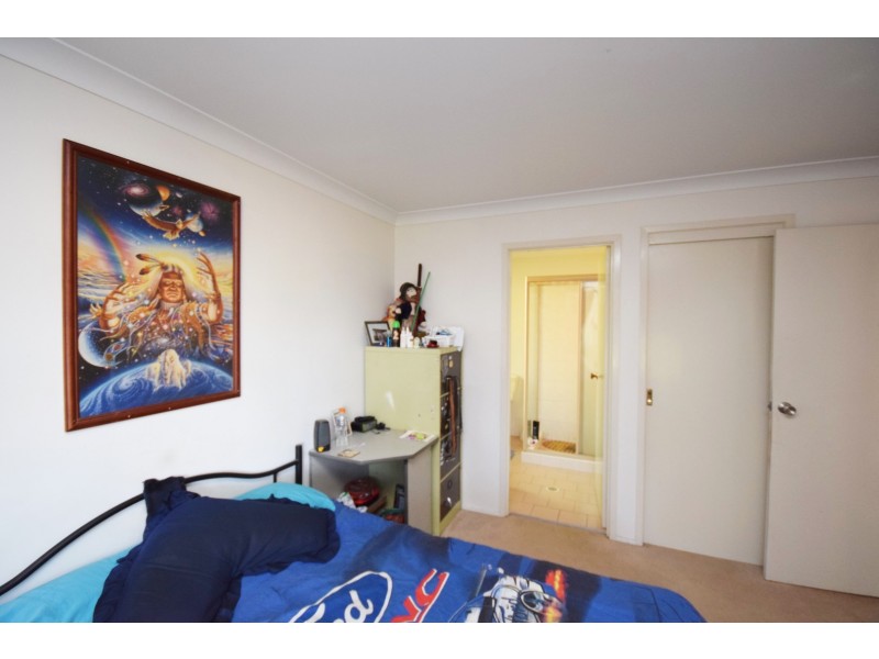 15 Illawarra Circuit, Worrigee NSW 2540