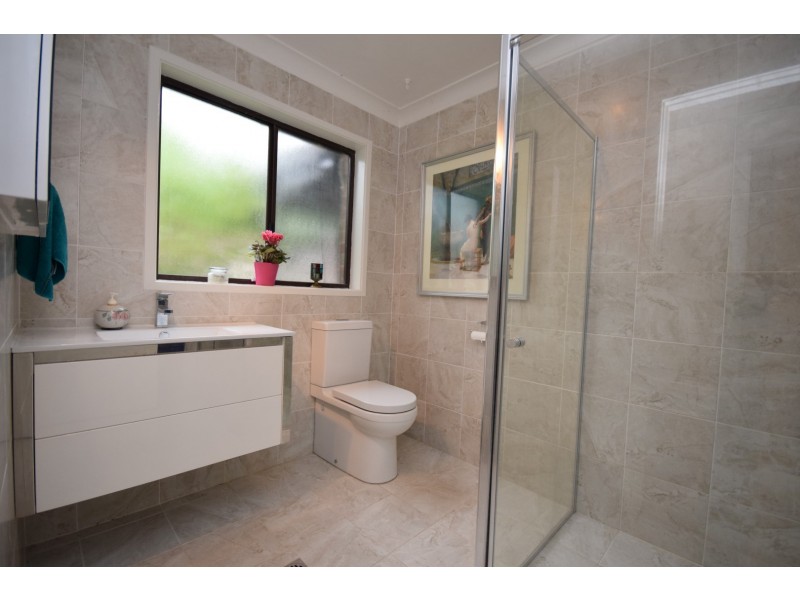 11 Russell Avenue, North Nowra NSW 2541
