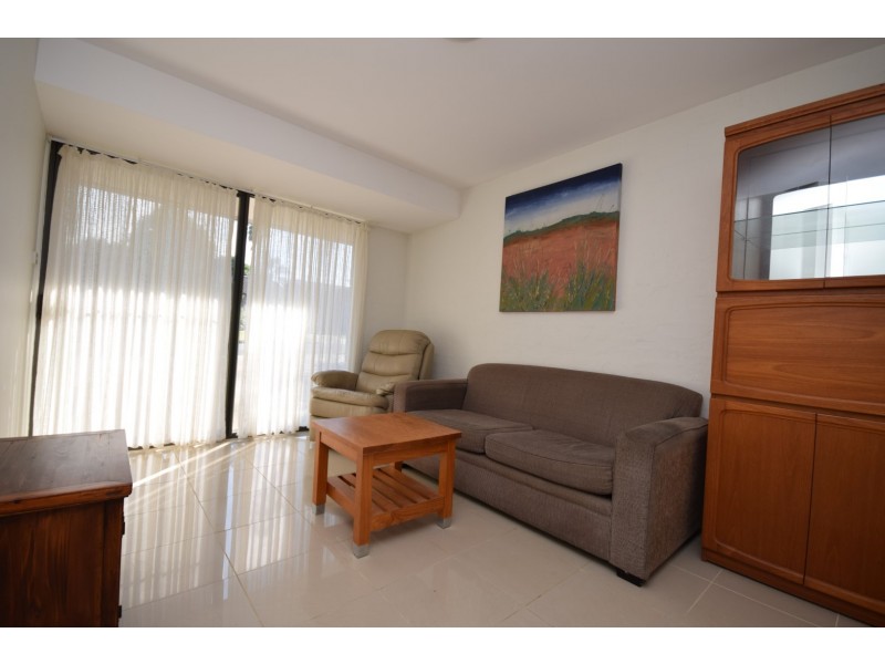 11 Russell Avenue, North Nowra NSW 2541