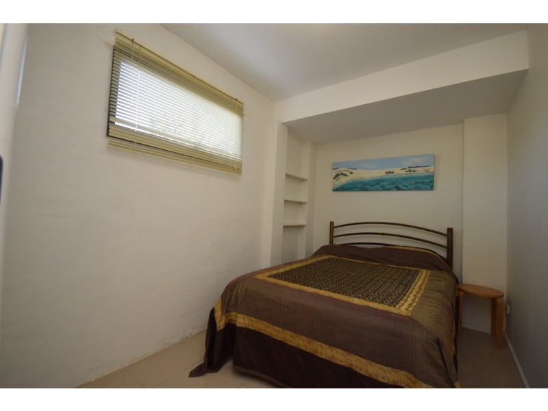 11 Russell Avenue, North Nowra NSW 2541
