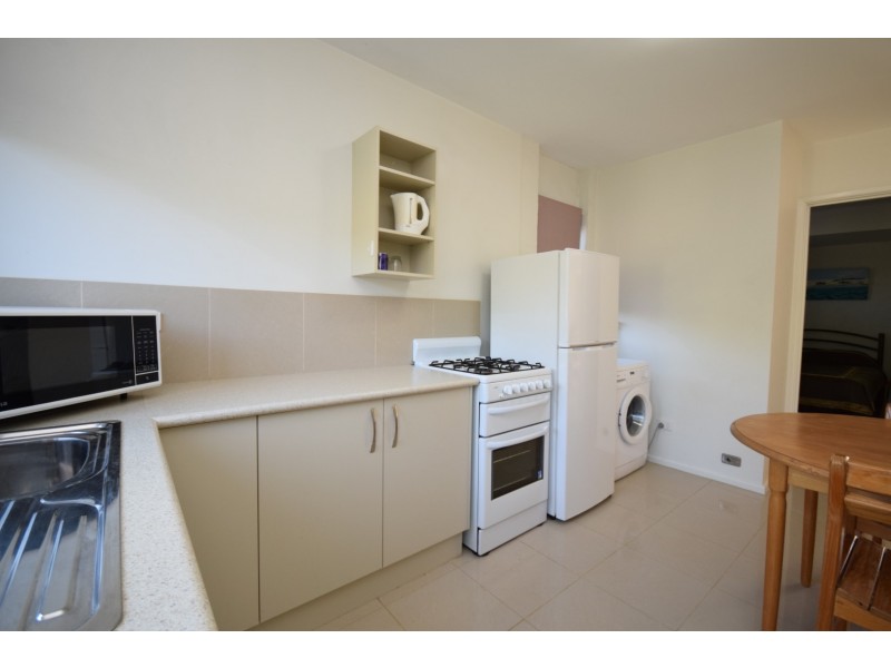 11 Russell Avenue, North Nowra NSW 2541