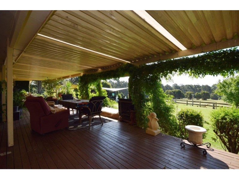 17 Greenmeadow Lane, Nowra Hill NSW 2540