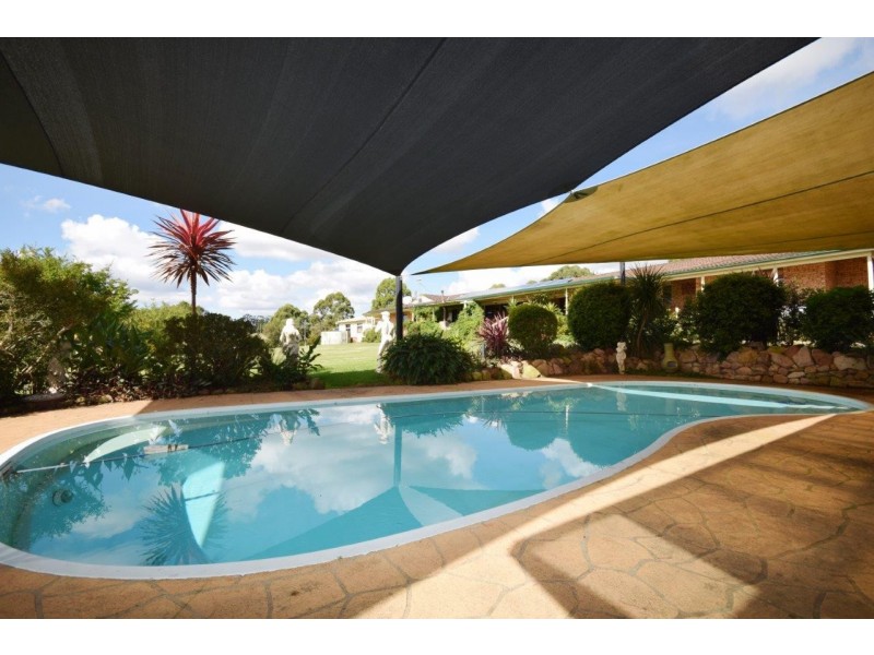 17 Greenmeadow Lane, Nowra Hill NSW 2540