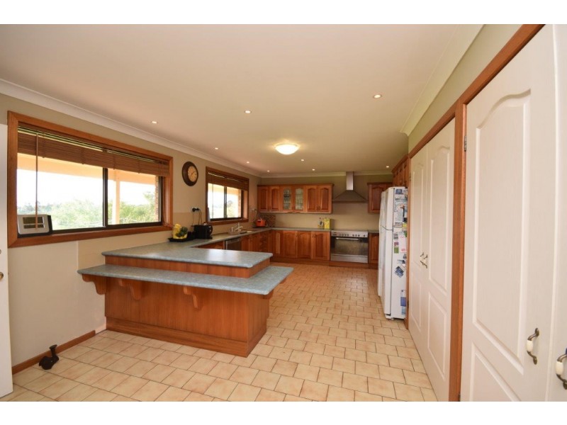 17 Greenmeadow Lane, Nowra Hill NSW 2540