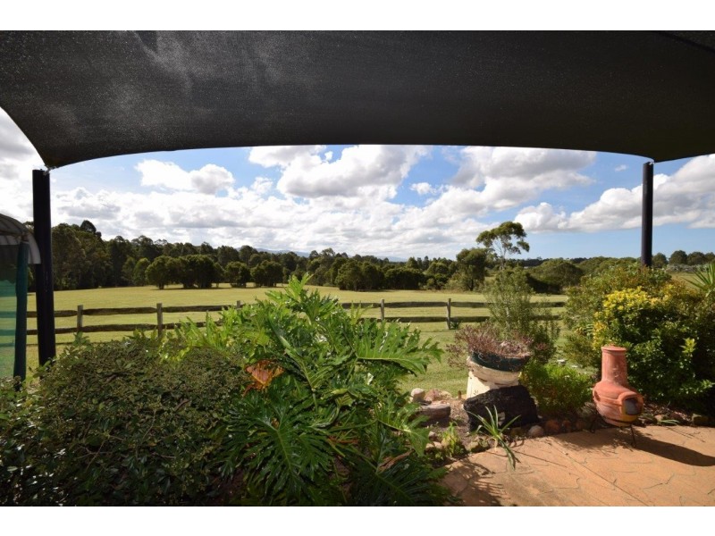 17 Greenmeadow Lane, Nowra Hill NSW 2540