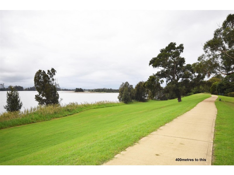 42 Lyrebird Drive, Nowra NSW 2541