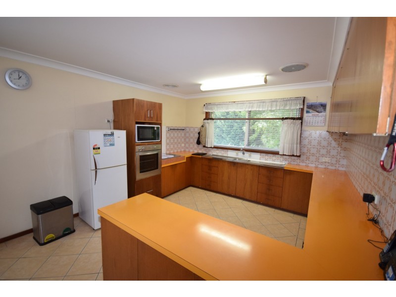 3 Hawthorn Avenue, Nowra NSW 2541