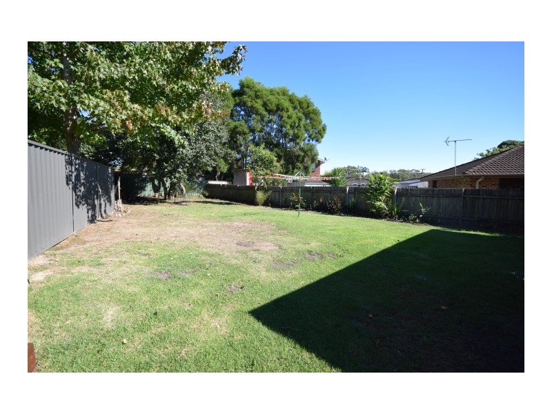 8 Purdie Crescent, Nowra NSW 2541