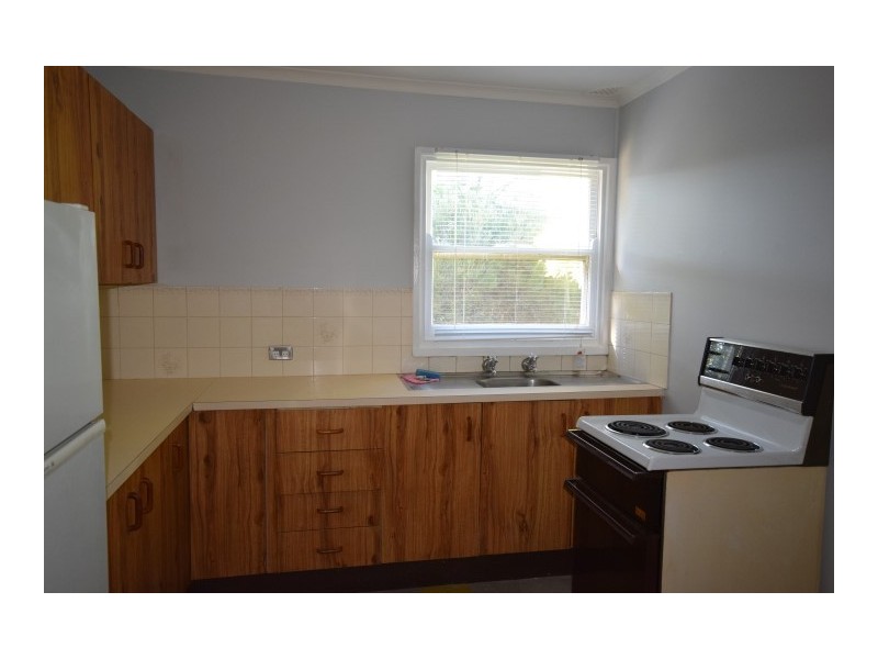 1/17 Meroo Rd, Bomaderry NSW 2541