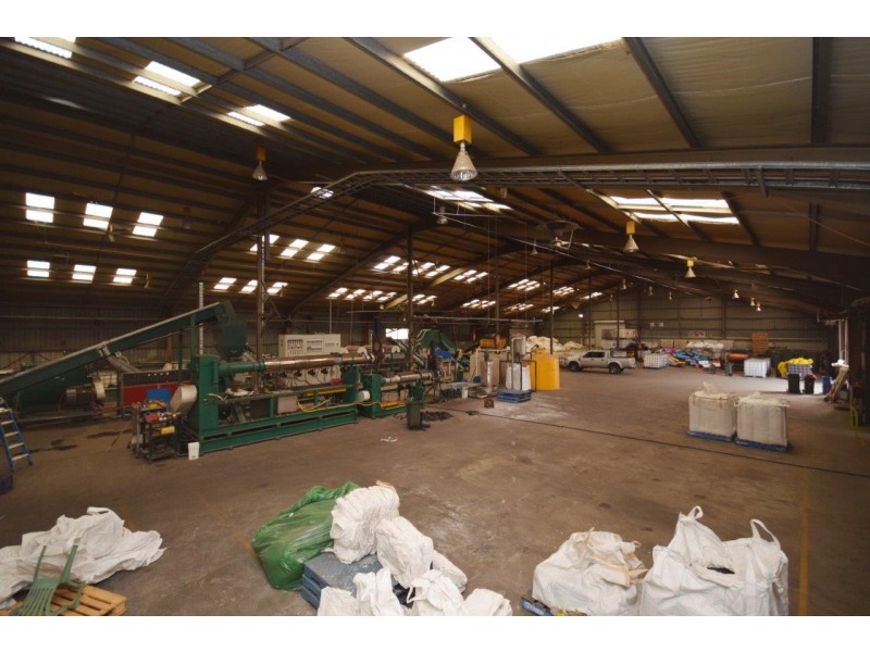 2/16 Norfolk Ave, South Nowra NSW 2541