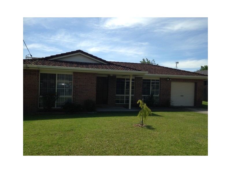 31 Barwon Street, Bomaderry NSW 2541