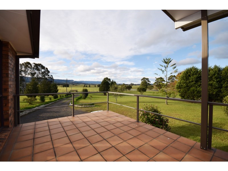 72A Edwards Avenue, Bomaderry NSW 2541