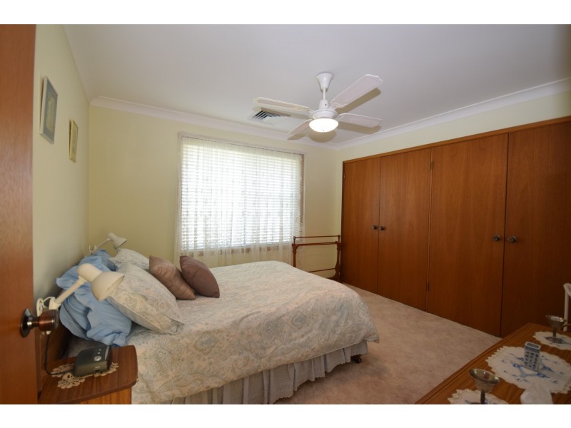 72A Edwards Avenue, Bomaderry NSW 2541