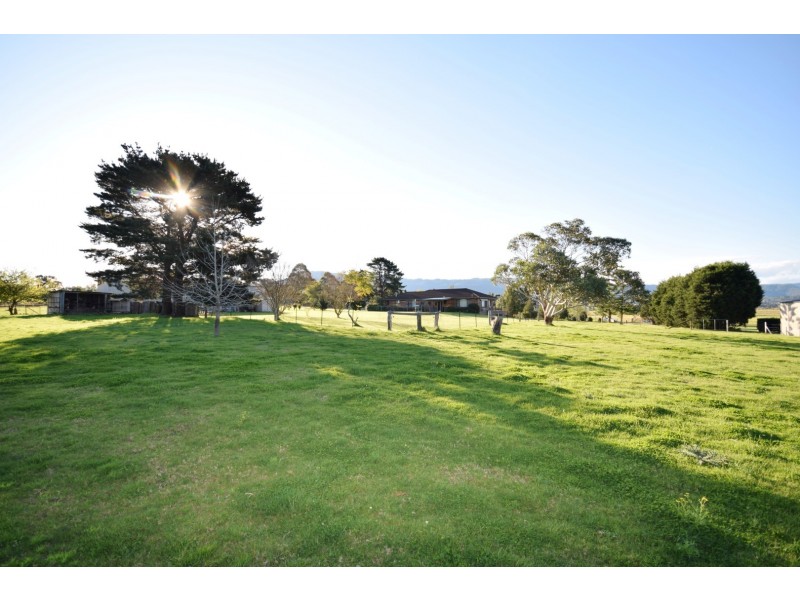 72A Edwards Avenue, Bomaderry NSW 2541