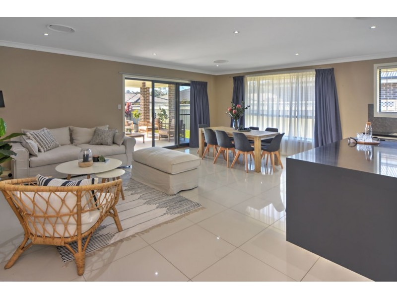 16 Denbigh Place, South Nowra NSW 2541