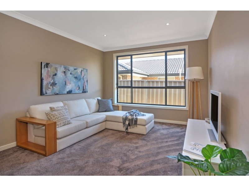 16 Denbigh Place, South Nowra NSW 2541