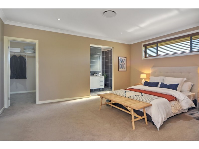 16 Denbigh Place, South Nowra NSW 2541