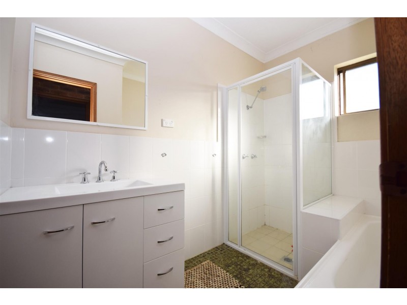 11/2 Brereton Street, Nowra NSW 2541