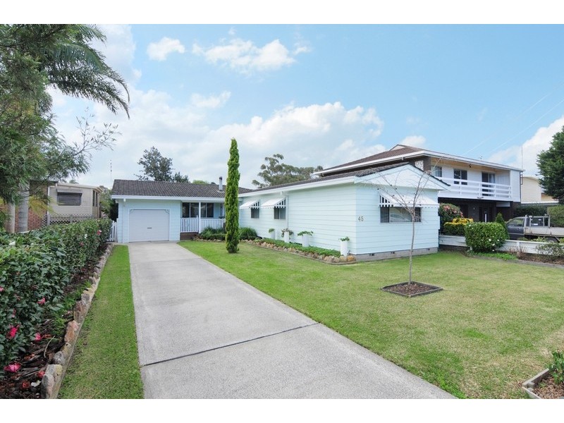 45 Comarong Street, Greenwell Point NSW 2540