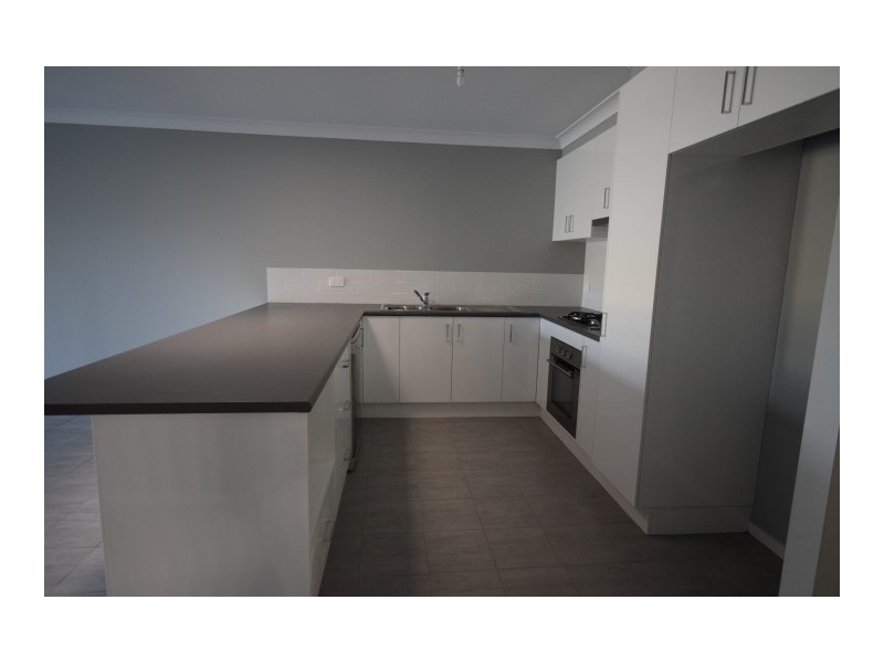 11 George Lee Way, North Nowra NSW 2541