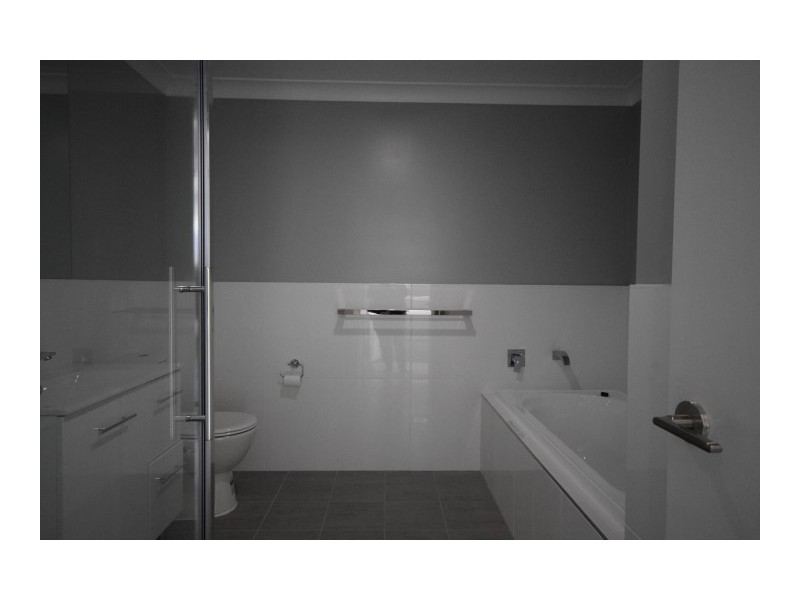 11 George Lee Way, North Nowra NSW 2541