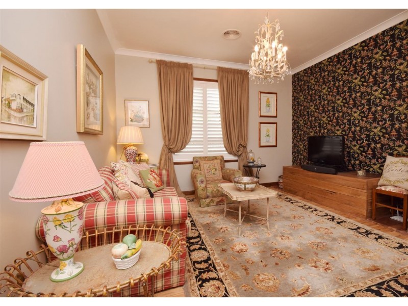 147 Kinghorne Street, Nowra NSW 2541