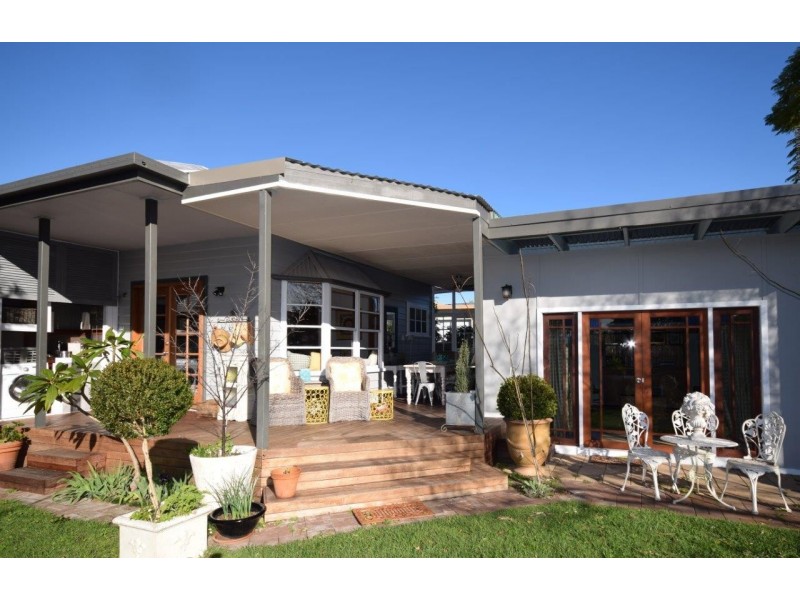 147 Kinghorne Street, Nowra NSW 2541