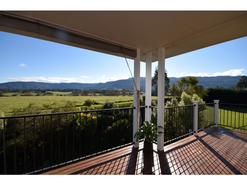 6 The Vale, Cambewarra NSW 2540