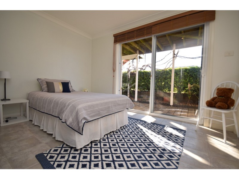 6 The Vale, Cambewarra NSW 2540