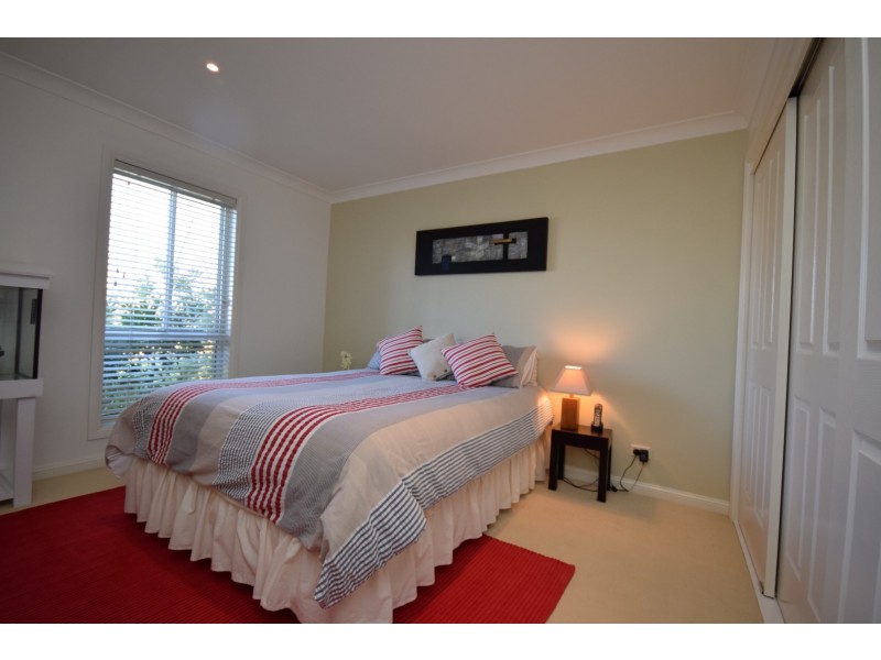 6 The Vale, Cambewarra NSW 2540