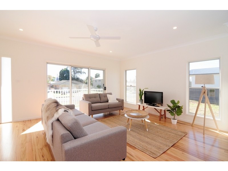 58 Lyrebird Drive, Nowra NSW 2541