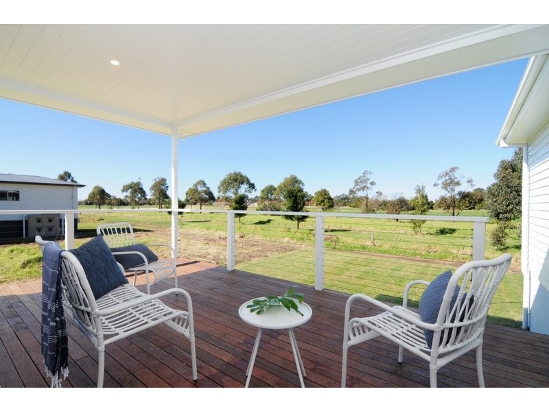 58 Lyrebird Drive, Nowra NSW 2541