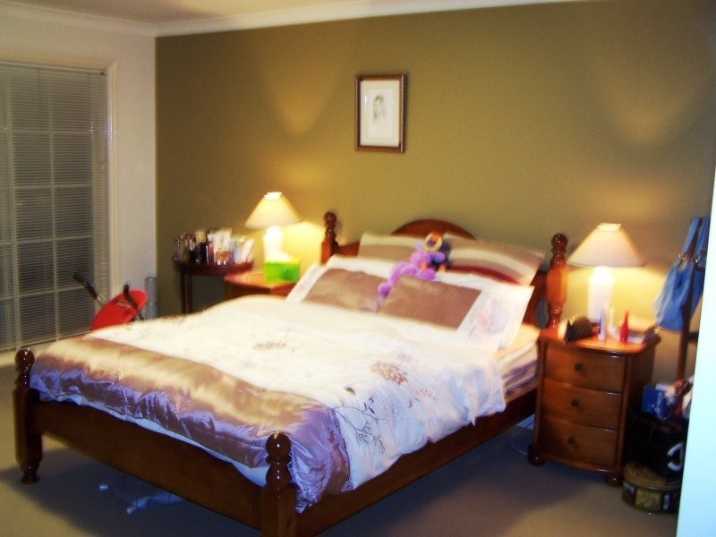 25 Bonaccordo Rd, Quakers Hill NSW 2763