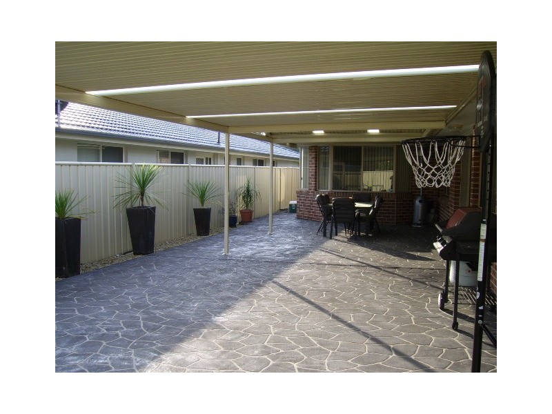 10 Verna Place, Quakers Hill NSW 2763