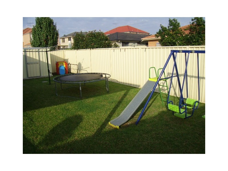 10 Verna Place, Quakers Hill NSW 2763