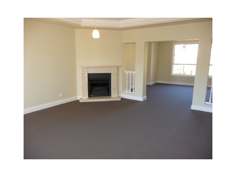 24 Brae Place, Castle Hill NSW 2154