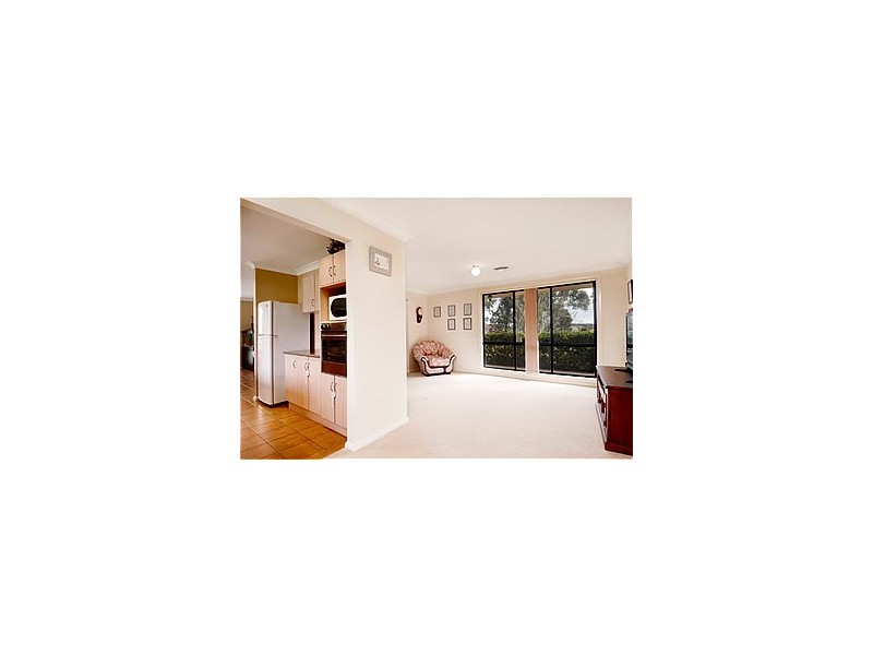 17 Aberdour Ave, Rouse Hill NSW 2155