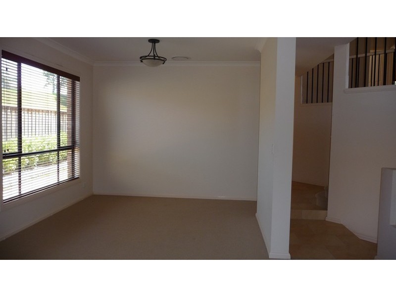 16 FOLEY PLACE, Castle Hill NSW 2154