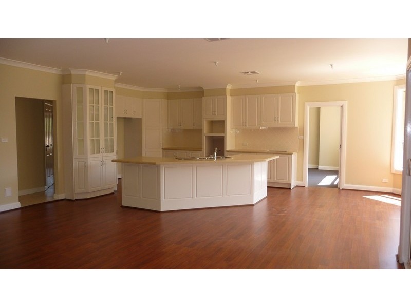 24 Brae Place, Castle Hill NSW 2154