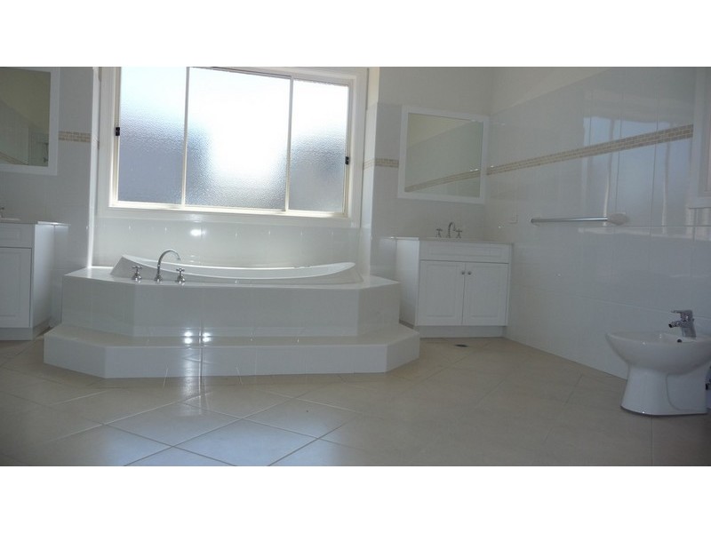 24 Brae Place, Castle Hill NSW 2154