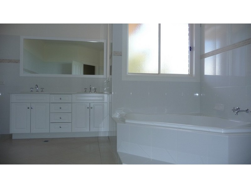 24 Brae Place, Castle Hill NSW 2154