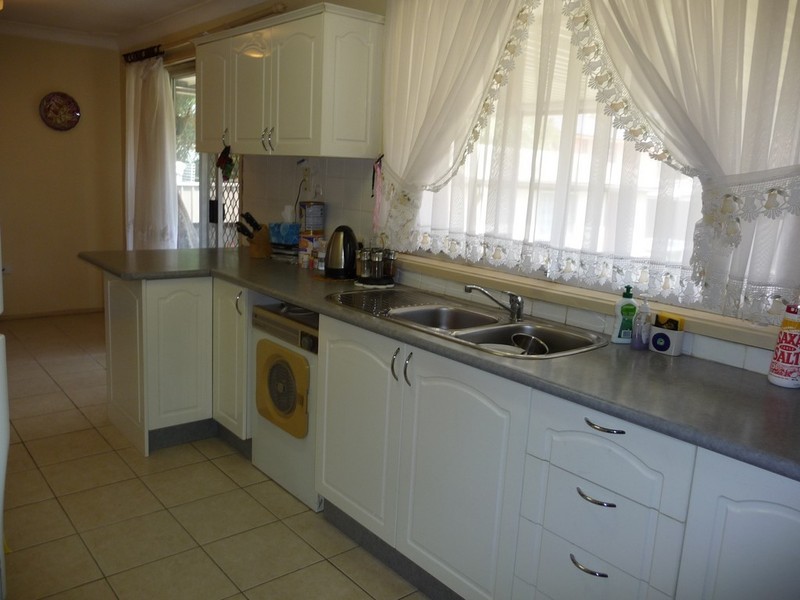 44 Orleans CRS, Toongabbie NSW 2146