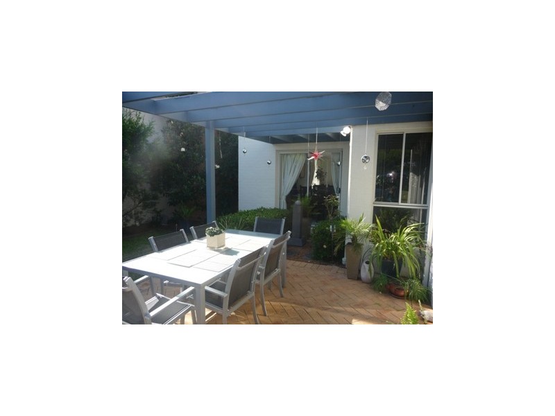 15 upton street, Stanhope Gardens NSW 2768