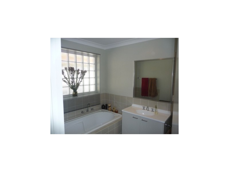 15 upton street, Stanhope Gardens NSW 2768