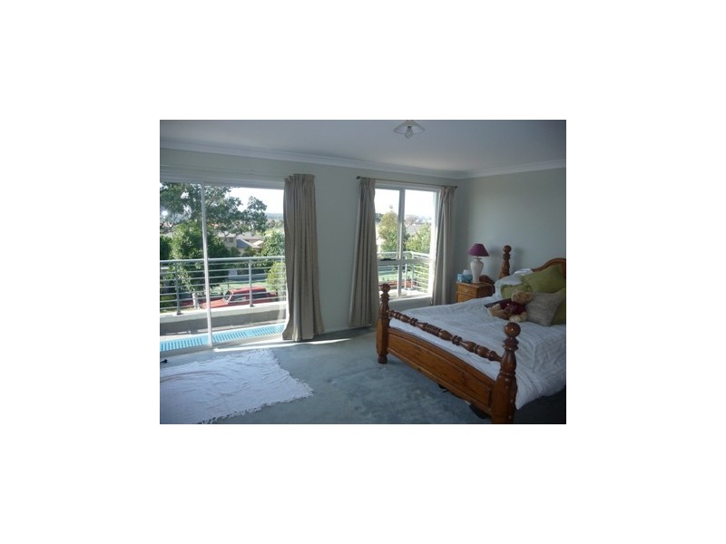 15 upton street, Stanhope Gardens NSW 2768