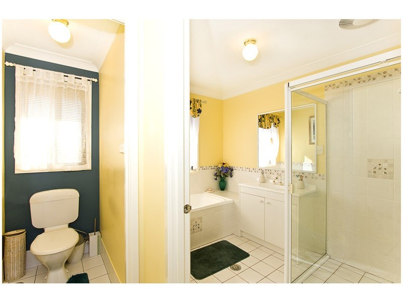 8 Paramount Cres, Kellyville NSW 2155