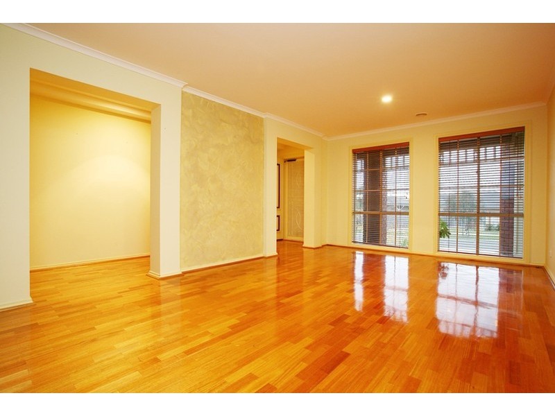 12 Chelsea Crescent, Berwick VIC 3806