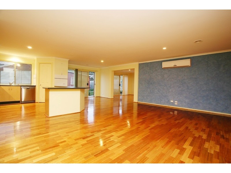 12 Chelsea Crescent, Berwick VIC 3806