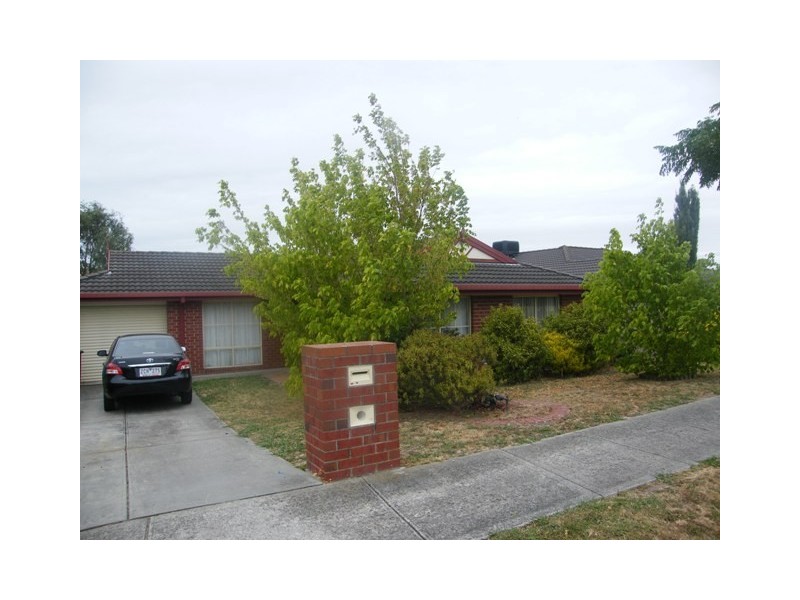 59 Jarryd Crest, Berwick VIC 3806