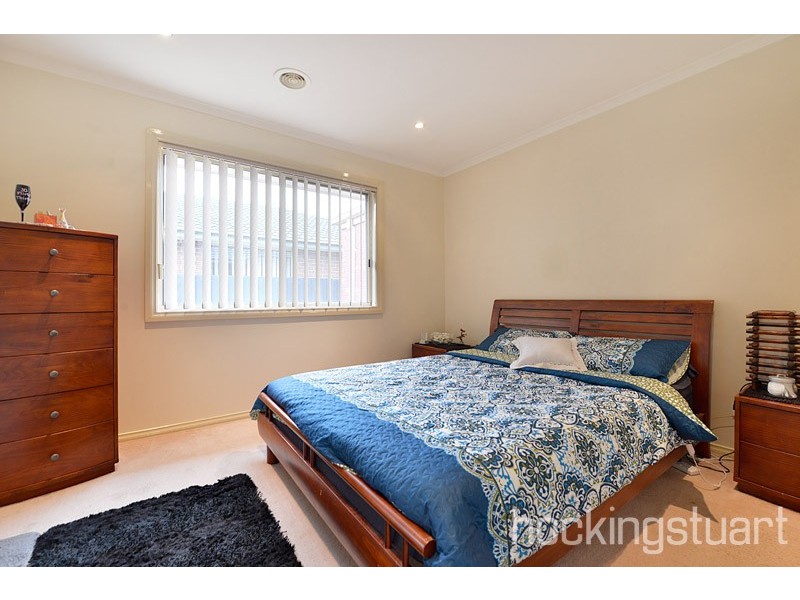 19 Balmaceda Court, Berwick VIC 3806